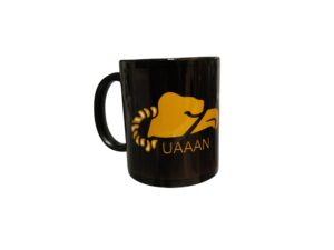 TAZA NEGRA CABEZA BUITRE